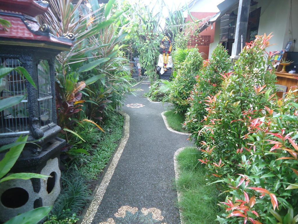Nataliya Homestay Ubud Exterior foto